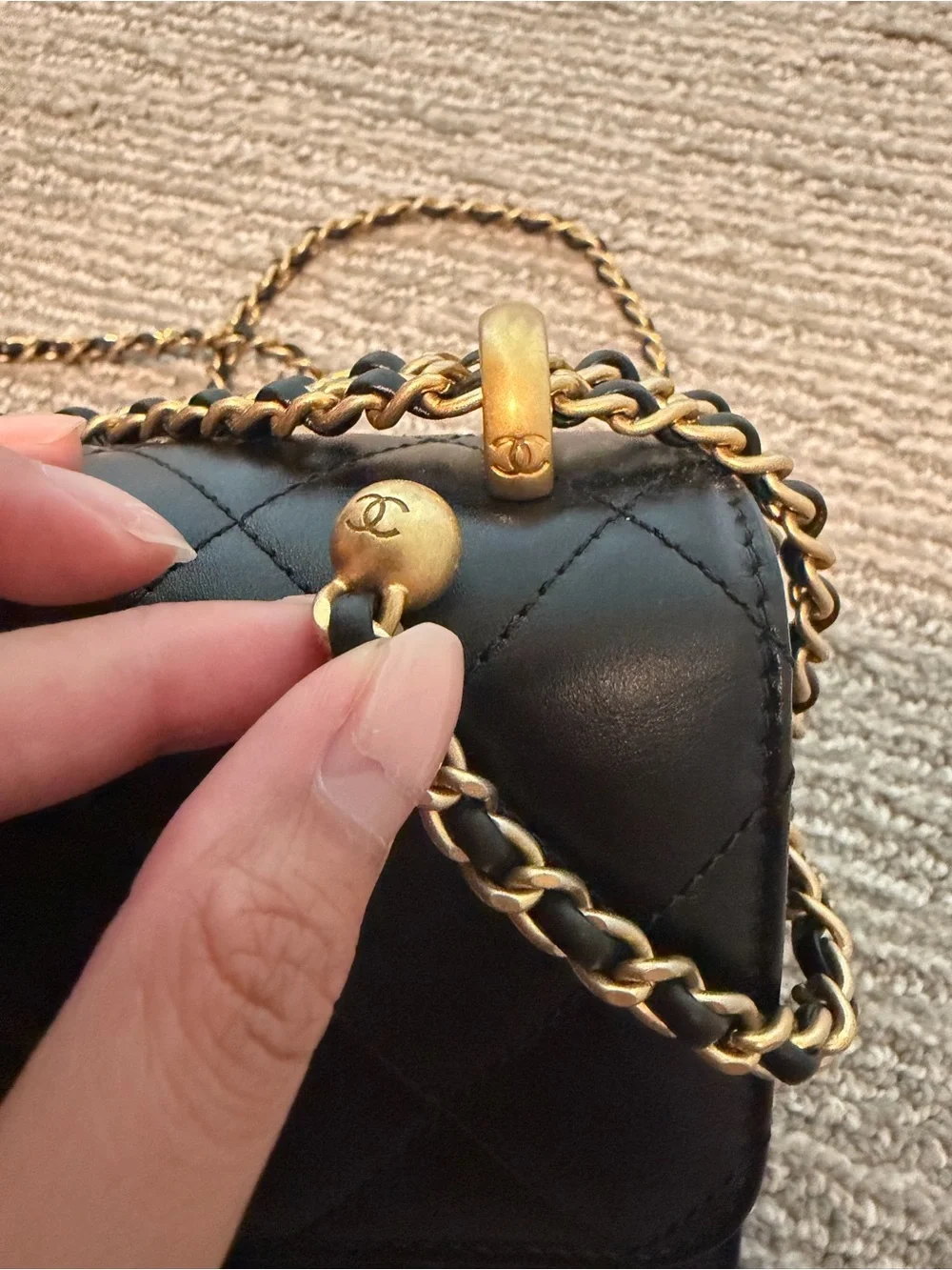 CHANEL Small Flap Bag in Shiny Calfskin & Gold-Tone Metal